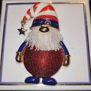 Vineyard Haven American Flag Gnome Brooche\Pin.